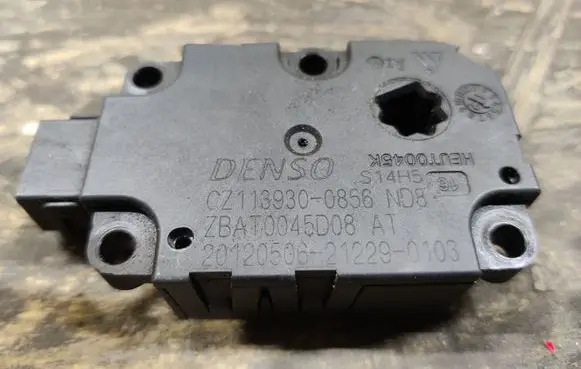 Mercedes-Benz A W176 Air flap motor/actuator HE0T0026K ZBAT0045D08 S14H5