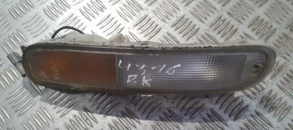 Mazda 323 Front indicator light 21061703
