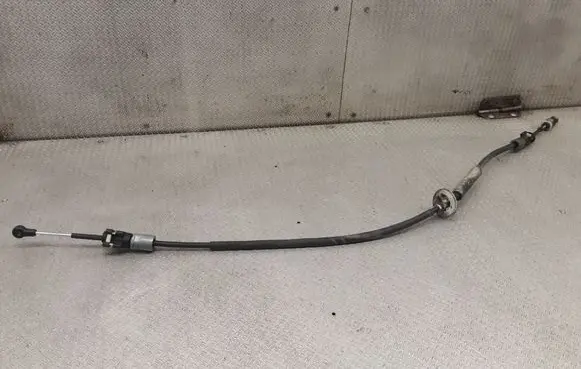 Chevrolet Volt I Gear shift cable linkage 
