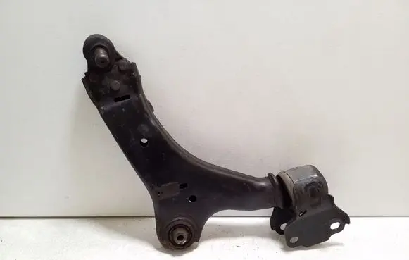 Volvo XC60 Front lower control arm/wishbone 8G9N3A052A