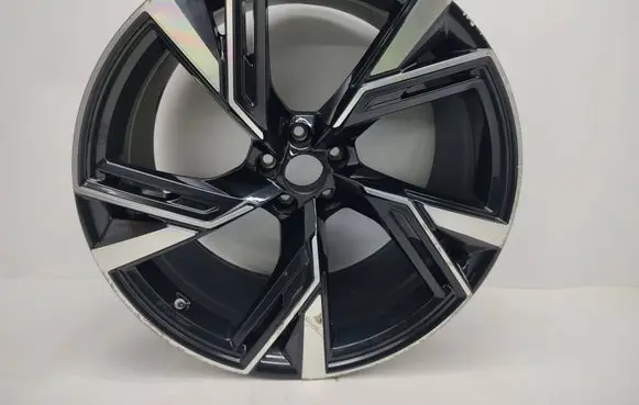 Audi RS6 C8 R22 alloy rim 4K0601025DH