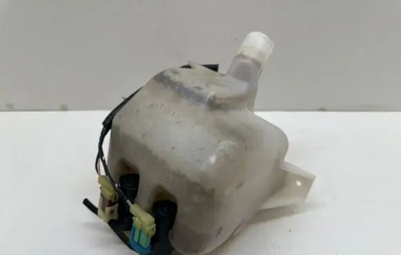 Honda Airwave Windshield washer fluid reservoir/tank 