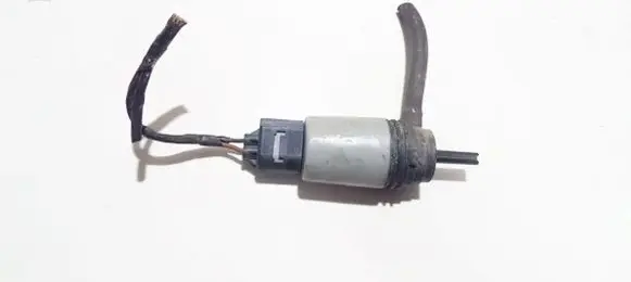 BMW 3 E90 E91 Windscreen/windshield washer pump 67126934159 23557610