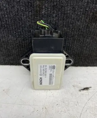 Mercedes-Benz Sprinter W906 ESP acceleration yaw rate sensor A0065424218 0265005774