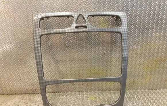 Mercedes-Benz C W203 Other center console (tunnel) element 2036809039 A2036809039