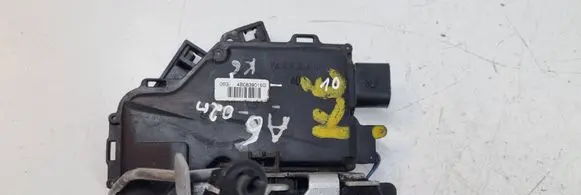 Audi A6 S6 C5 4B Rear door lock 4B0839016G