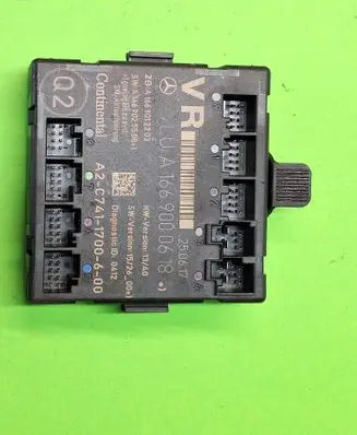 Mercedes-Benz GLE (W166 - C292) Door control unit/module A1669000618 A1669025508 A1669012203