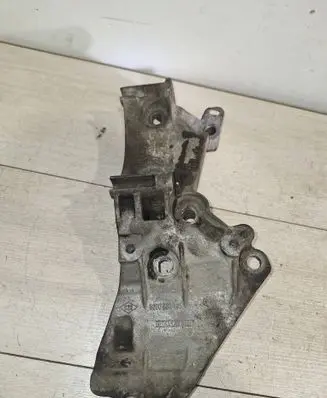 Generator/alternator bracket