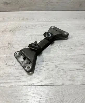 BMW 3 F30 F35 F31 Gearbox mounting bracket 6796605 18574710
