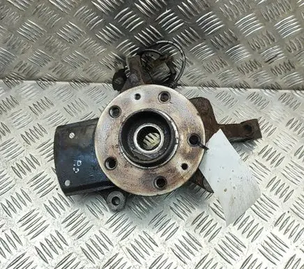 Renault Trafic III (X82) Front wheel hub 400144570R