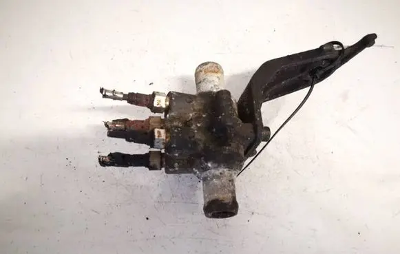 Renault Trafic II (X83) Engine coolant pipe/hose