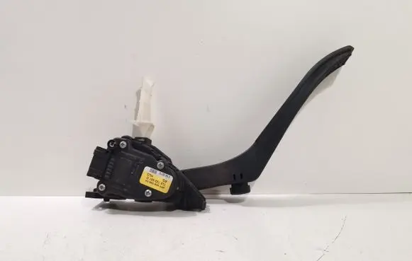 Audi Q7 4L Accelerator throttle pedal 7L0723507D