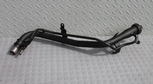 Fuel tank filler neck pipe