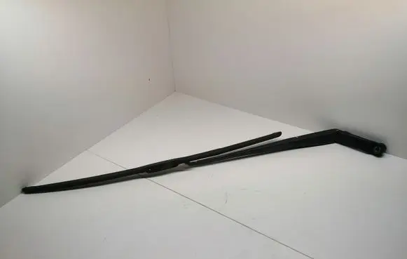 Hyundai ix35 Front wiper blade arm 2124 7804 433