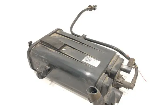Active carbon filter fuel vapour canister