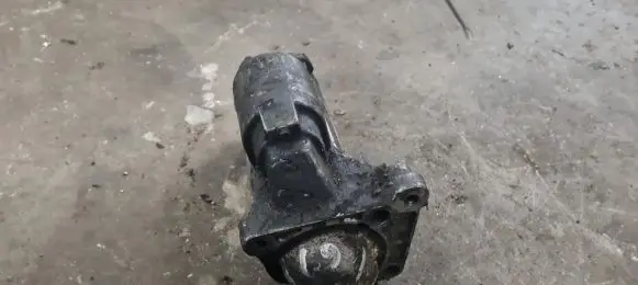 Volvo S40, V40 Starter motor 30620657