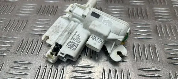 Audi A8 S8 D5 Front door soft close latching motor 4N0837060 40520188