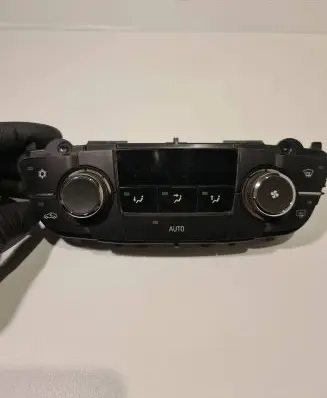 Opel Insignia A Climate control unit 13273095