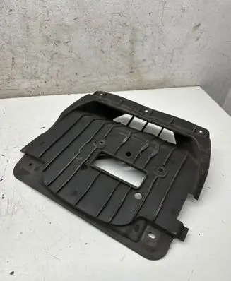 Porsche Macan (95B) Gearbox bottom protection 95B825370