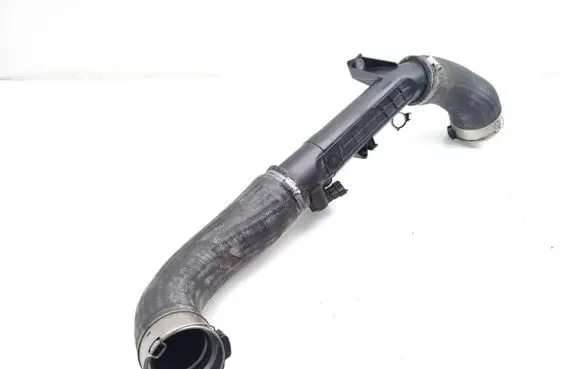 Intercooler hose/pipe