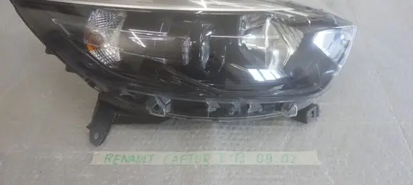 Renault Captur Headlight/headlamp 260105066R 030128120200 343402A0