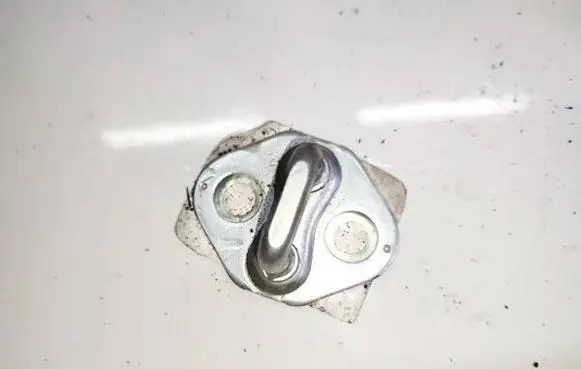Honda FR-V Front door lock loop/hook striker 