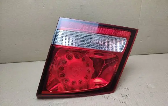 Dodge Journey Tailgate rear/tail lights 68078516AE