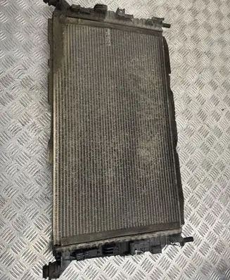 Ford C-MAX I Coolant radiator 3M5H8005TK