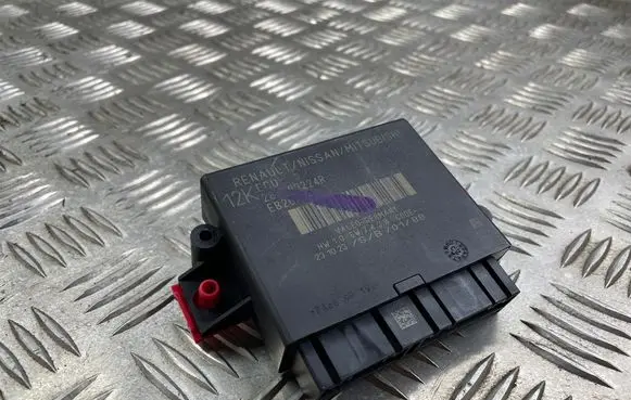Nissan Qashqai J12 Parking PDC control unit/module 284L03224R EB26373