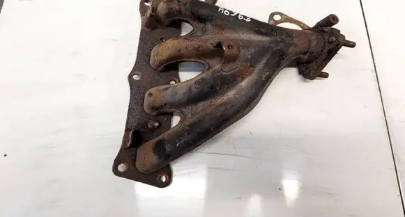 Mazda 323 Exhaust manifold 