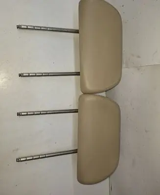 Volkswagen PASSAT B5 Rear seat headrest 