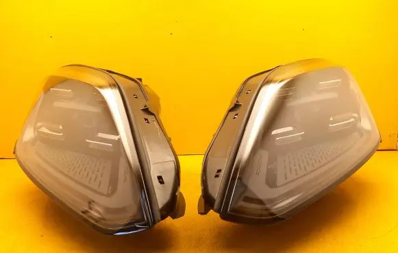 Porsche Cayenne (9Y0 9Y3) Headlight/headlamp 9Y0941082L 9Y0941081L
