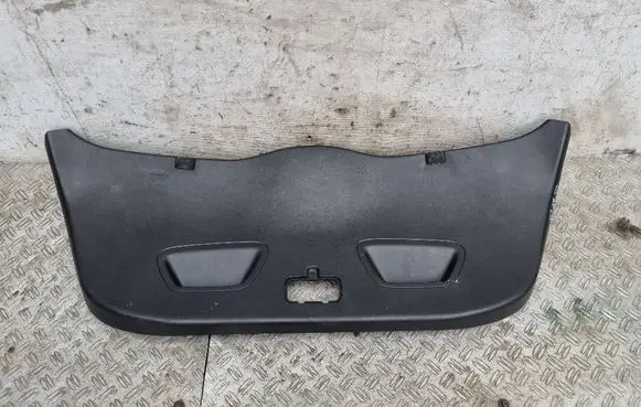 KIA Ceed Tailgate trim 817511H010