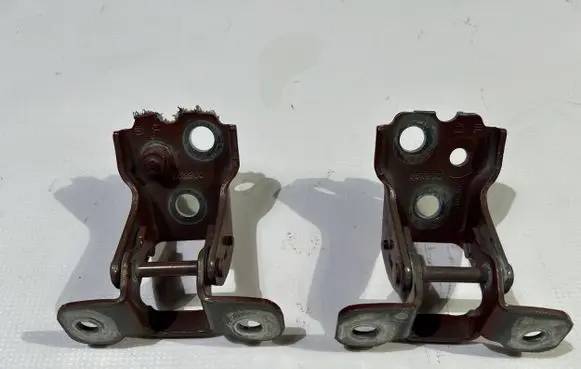 Front door hinge set