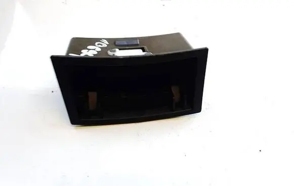 Car ashtray