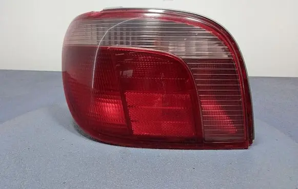 Toyota Yaris Verso Rear/tail lights KOITO52-005