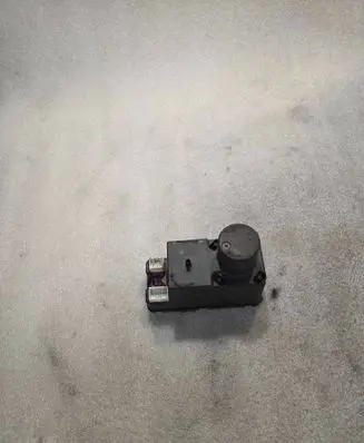 Audi A4 S4 B5 8D Central locking vacuum pump 4A0862257J