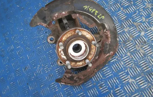 Volvo C30 Front wheel hub spindle knuckle