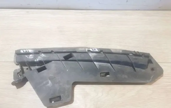 Volvo S80 Front bumper mounting bracket 30796388