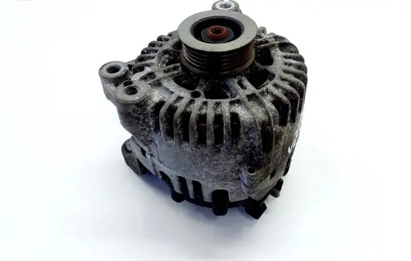 Toyota Verso-S Generator/alternator 8574045 TG15C200