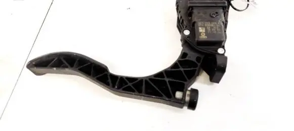 Audi A6 S6 C6 4F Accelerator throttle pedal 4F1723523A 6PV00898404