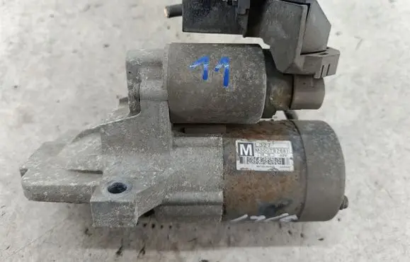 Mazda 5 Starter motor M000T87681