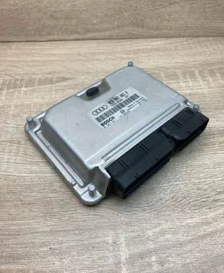Audi A6 S6 C5 4B Engine control unit/module ECU 8E0907401P 0281011136