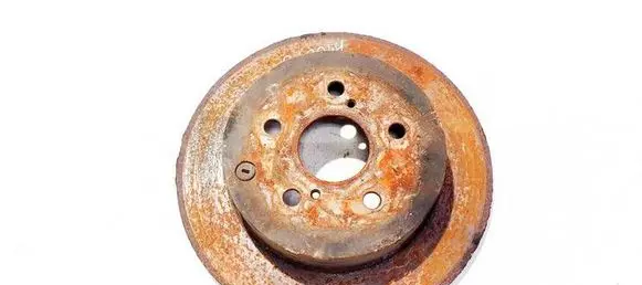 Toyota Verso Rear brake disc neventiliuojamas