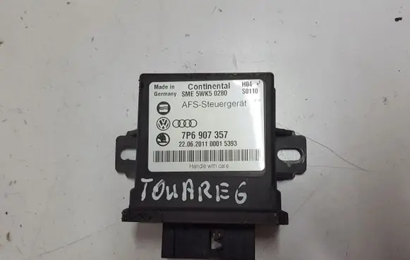 Volkswagen Touareg II Light module LCM 7P6907357
