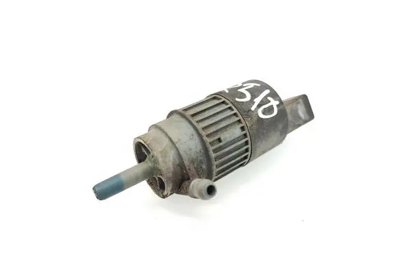 Ford Mondeo MK IV Windscreen/windshield washer pump 6M2113K082AB