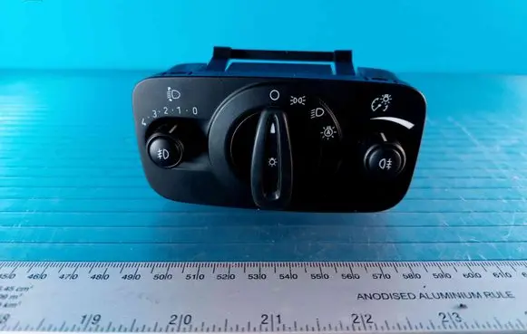 Ford Mondeo MK IV Light switch 8G9T13A024CD