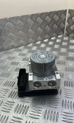 Land Rover Range Rover Sport L494 ABS Pump GJ322C405AF 10022007374