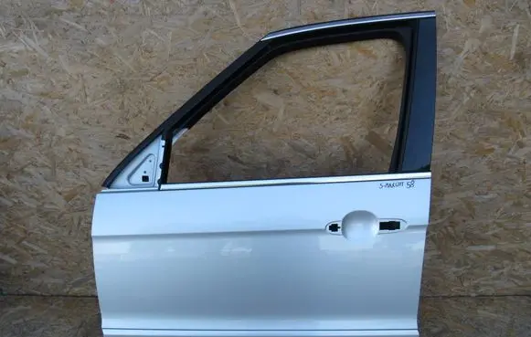 Ford S-MAX Front door 