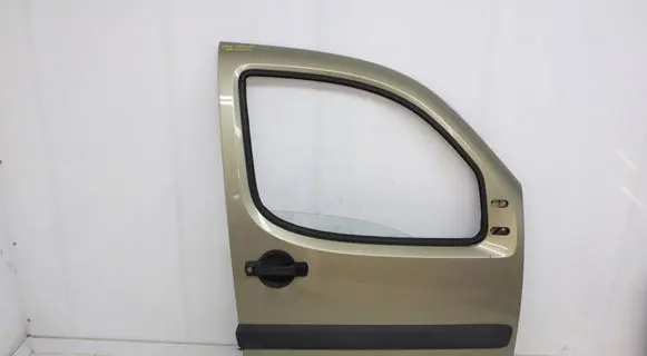 Fiat Doblo Front door